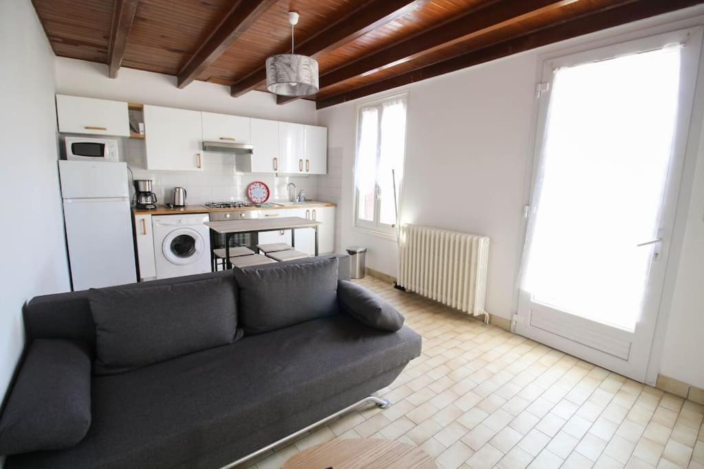 Joli T2 Renove / Wifi / Grand Parking Prive Leilighet La Couronne  Eksteriør bilde